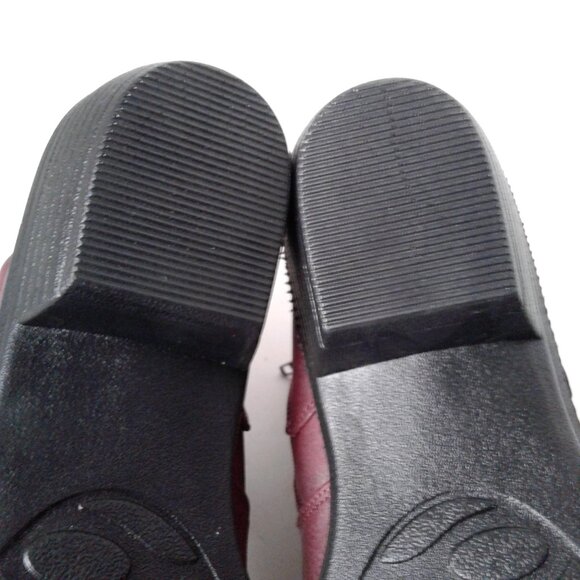 Women's Red Ankle Boot size 6M Faux Leather Easy Street - Picture 8 of 11